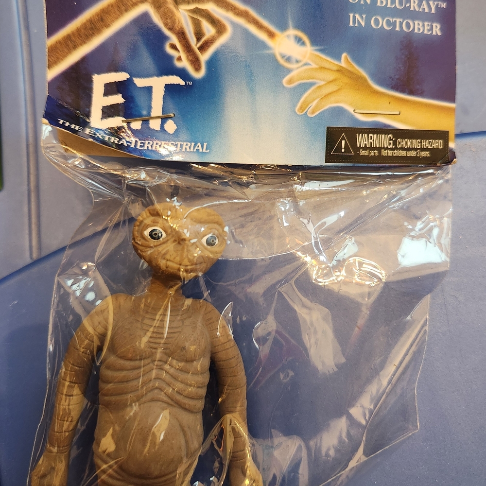 E.T. The Extra Terrestrial Promo Anniversary Figure Sealed Figurine